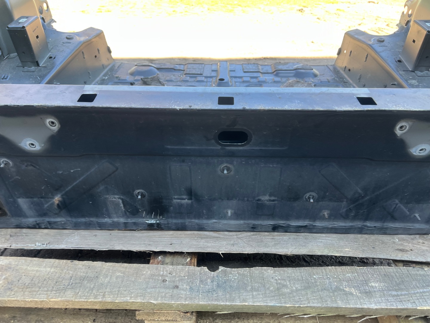 BMW X5 E70 475/9 rear panel rear part sump pillar rear. rear part