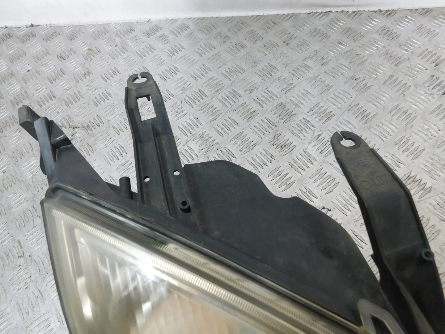 REFLEKTOR light right FORD FUSION