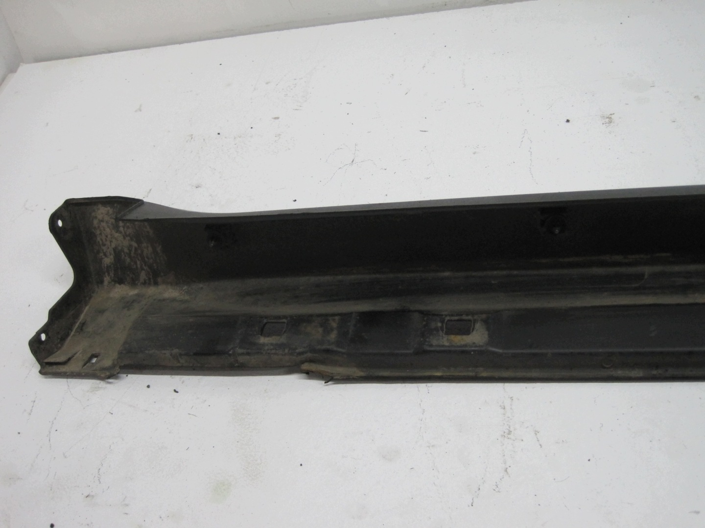 cap moulding threshold SUBARU FORESTER III right 12R
