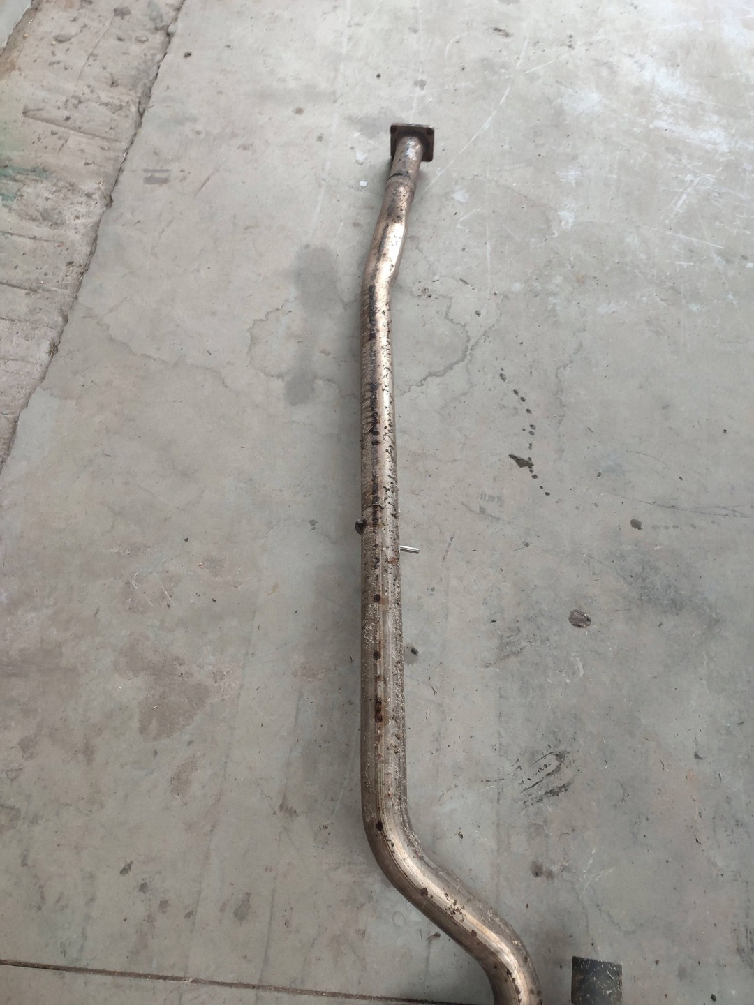 BMW E60 E61 pipe exhaust muffler, exhaust M47 520d 7798192