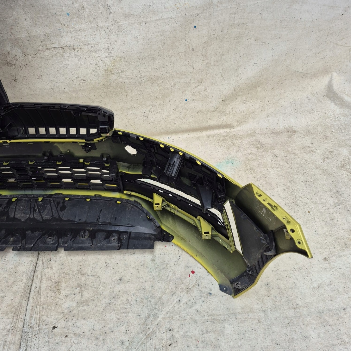SKODA SUPERB III 3 LIFT 19-23 bumper front front washer PDC