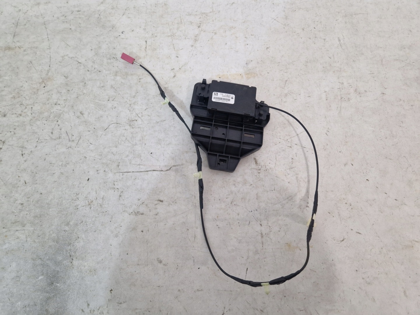 DODGE CHARGER 2018 amplifier ANTENY module aerial 68067533AI