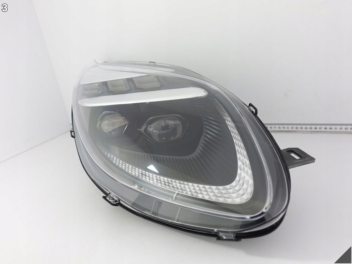 ASTON MARTIN DB12 24- light HEADLIGHT right front EUROPA + module