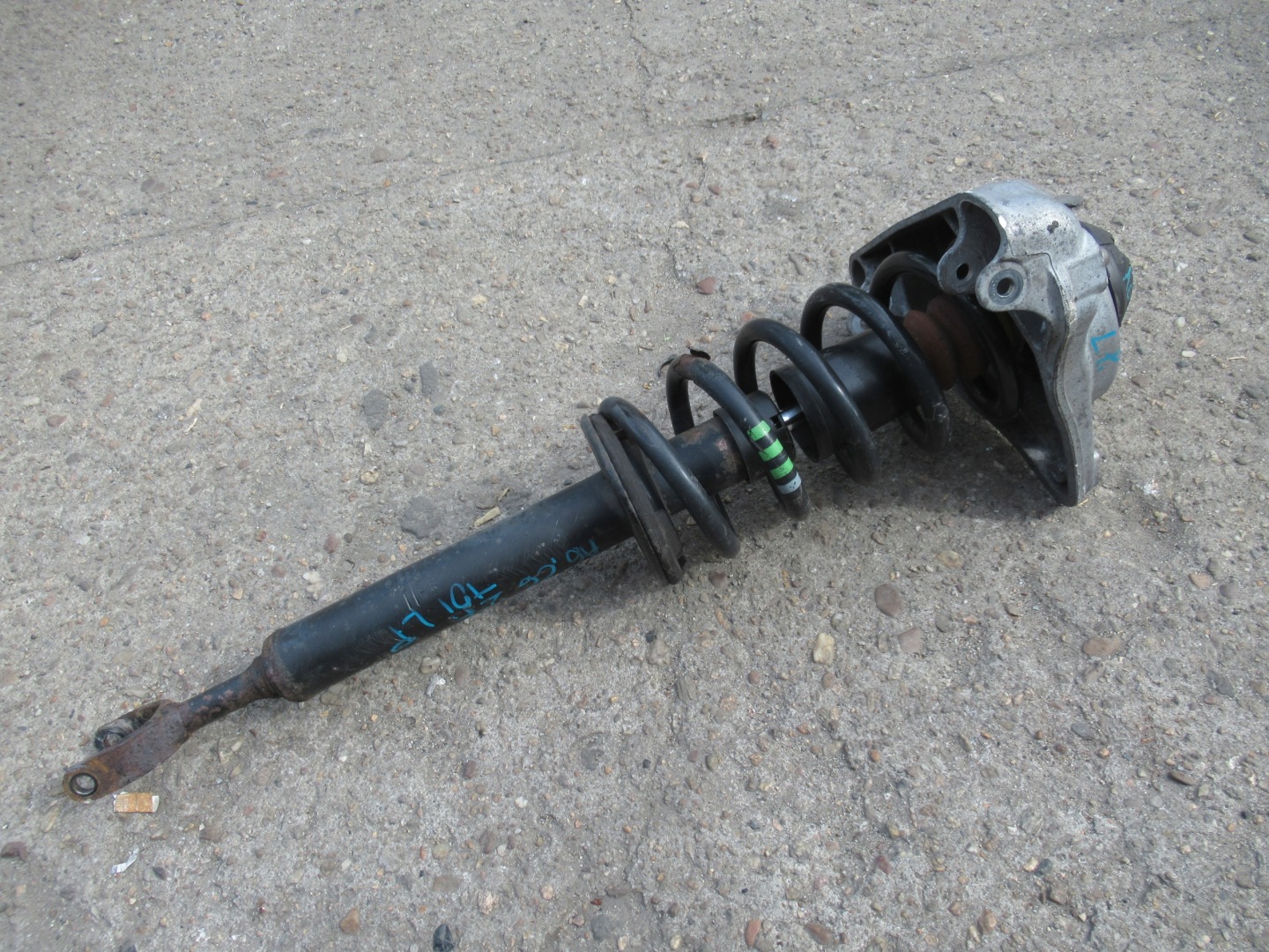 AUDI A6 C6 2.7 TDI McPherson right front