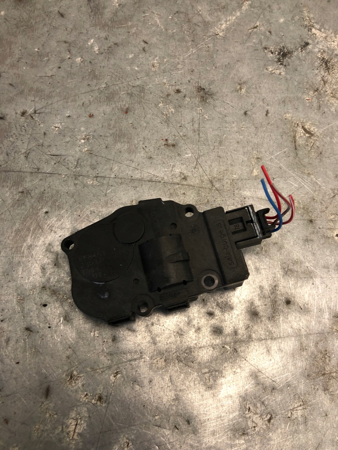 Micro moteur Bloc de chauffage complet MERCEDES W205 EFB461