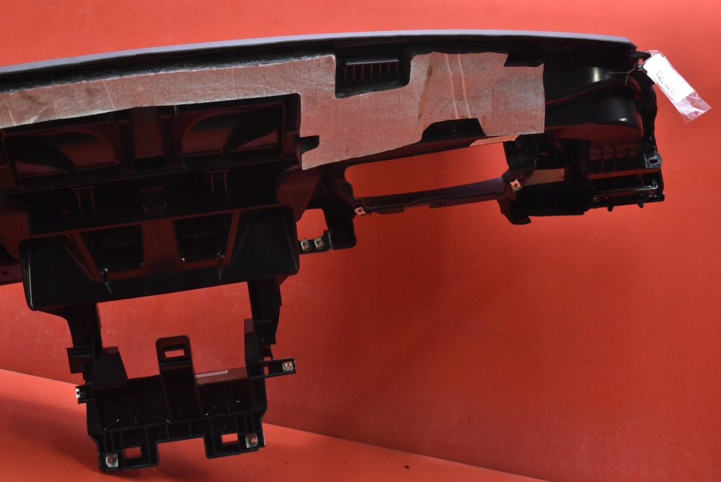 dashboard instrument panel console cockpit airbag EU BMW E81 E87 04-07