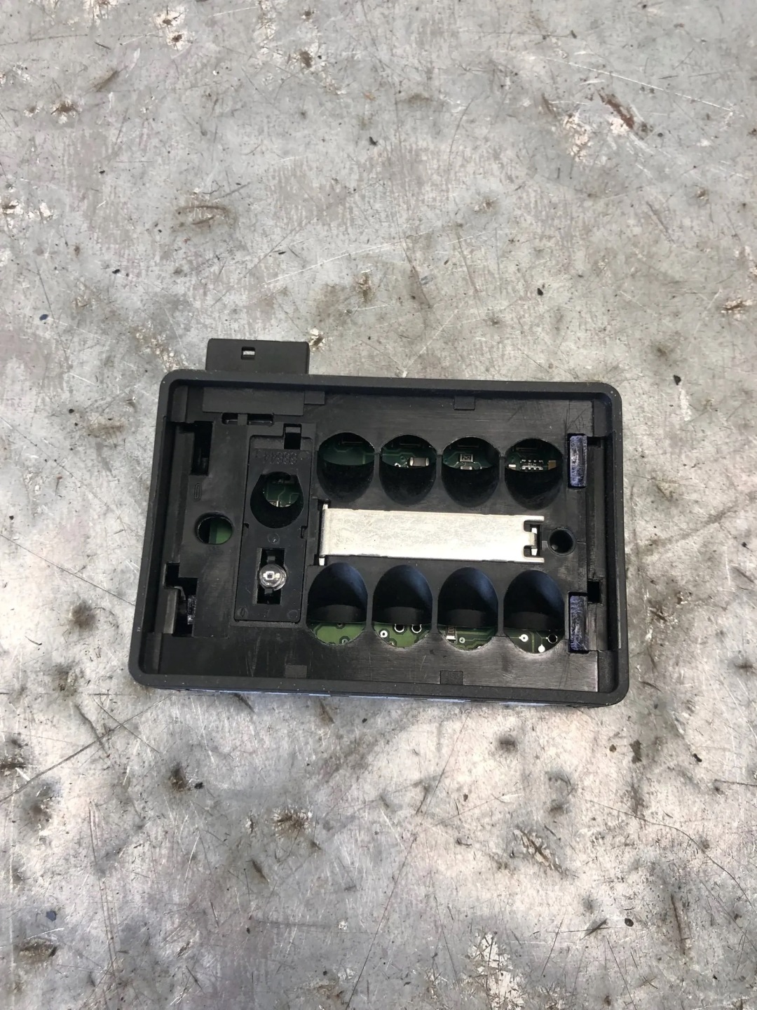 snímač SENSOR dažďový BMW E87 9124112