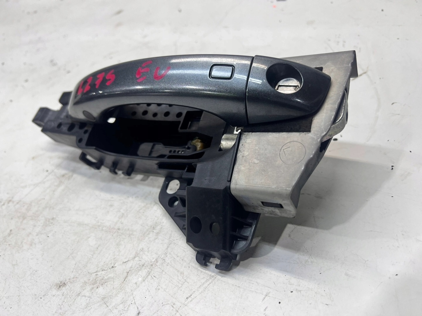 handle left AUDI A6 A7 4H1837885 LZ7S + lock cylinder 4G1837167