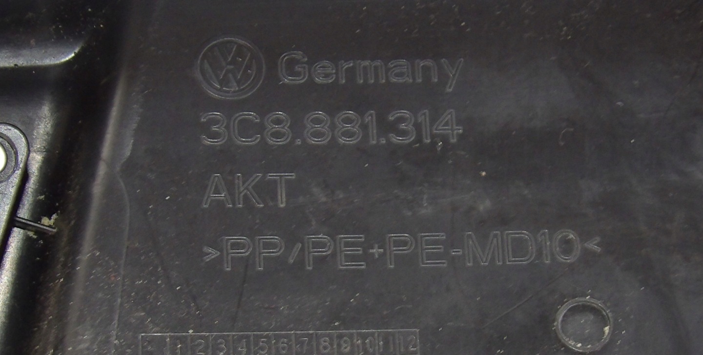 PASSAT B7 fedél üllés PRAWEGO vezérlö panel