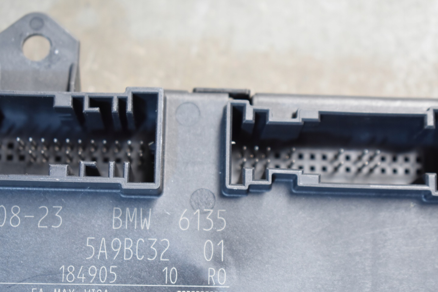 IDEALNY modul dveře levý předek BMW G70 1