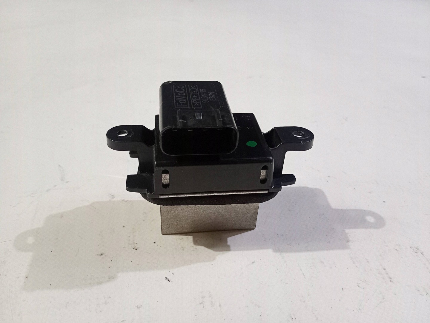 heater resistor air conditioning devices Ford Explorer 2016