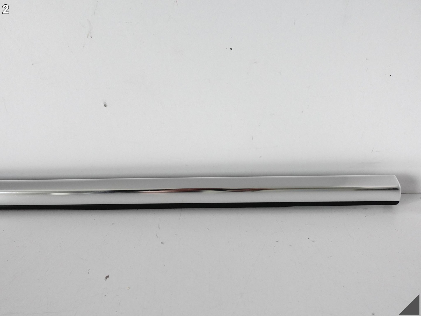 VW TOUAREG III 760 CR7 18- moulding dust windows right front CHROM
