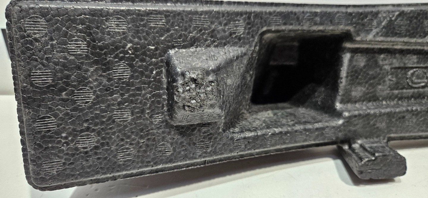 Absorber nárazníku předního předek Lexus LBX 5261152410