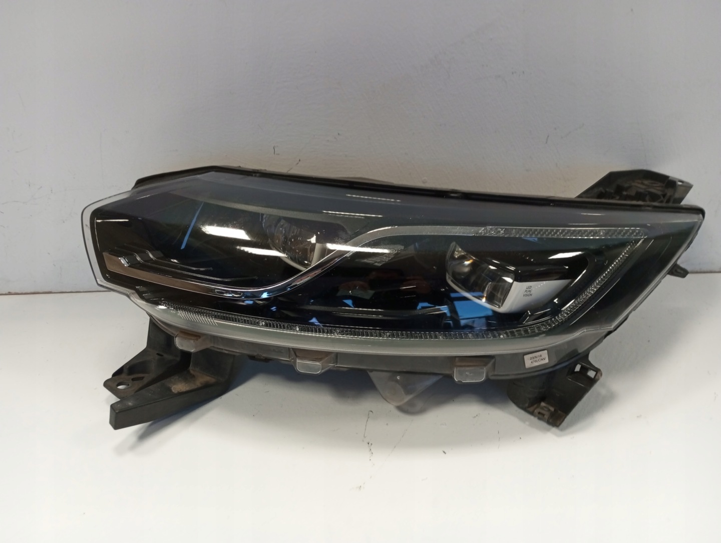 light FULL LED RENAULT ESPACE 5 V 260608372R left