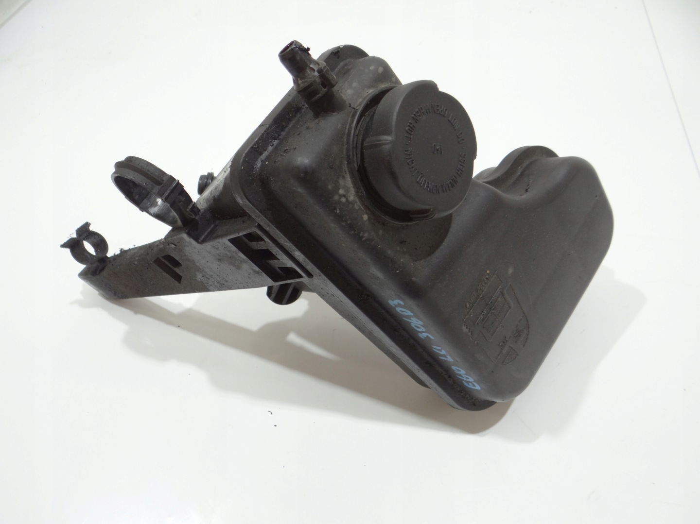 Réservoir eau BMW E60 E61 LCI 3.0D 7800293 (4287892)