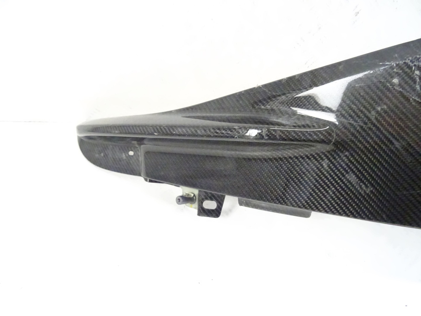 diffuser CARBON rear part rear ASTON MARTIN DBS SUPERLEGGERA KY73-17E955-AD