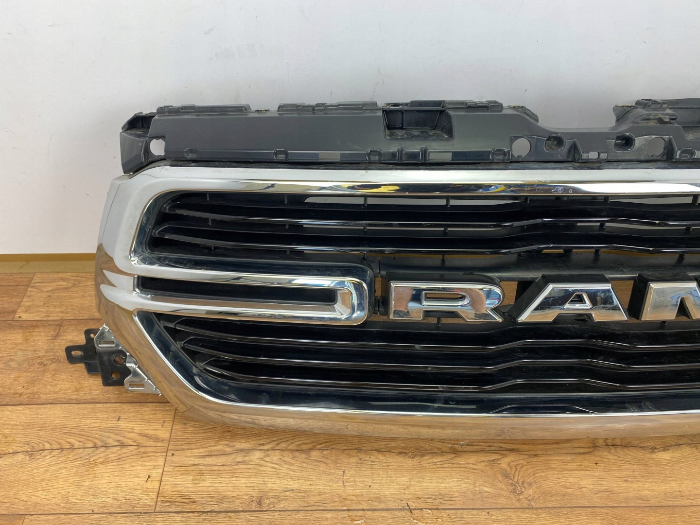 grill grille chrom bonnet bumper Ram 1500 DT 2019+