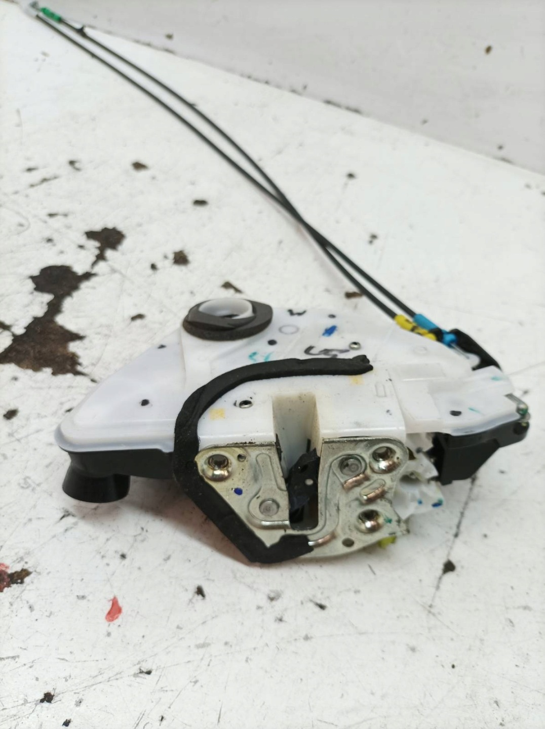 lock door left front 82202M68P Suzuki Baleno II (2015-2022)