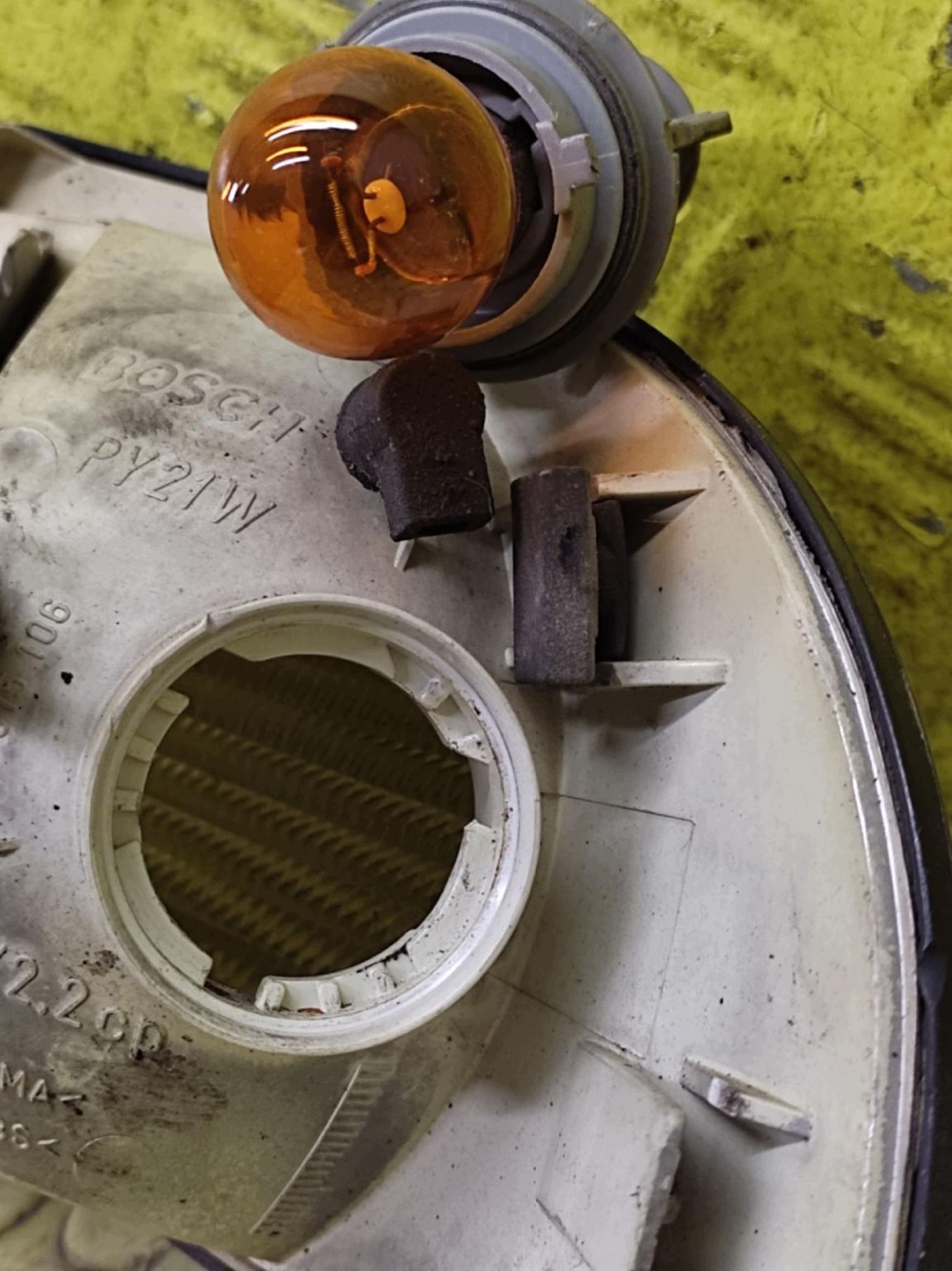 AUDI A4 B5 blinkerleuchte rechts vorne 8D0953050A