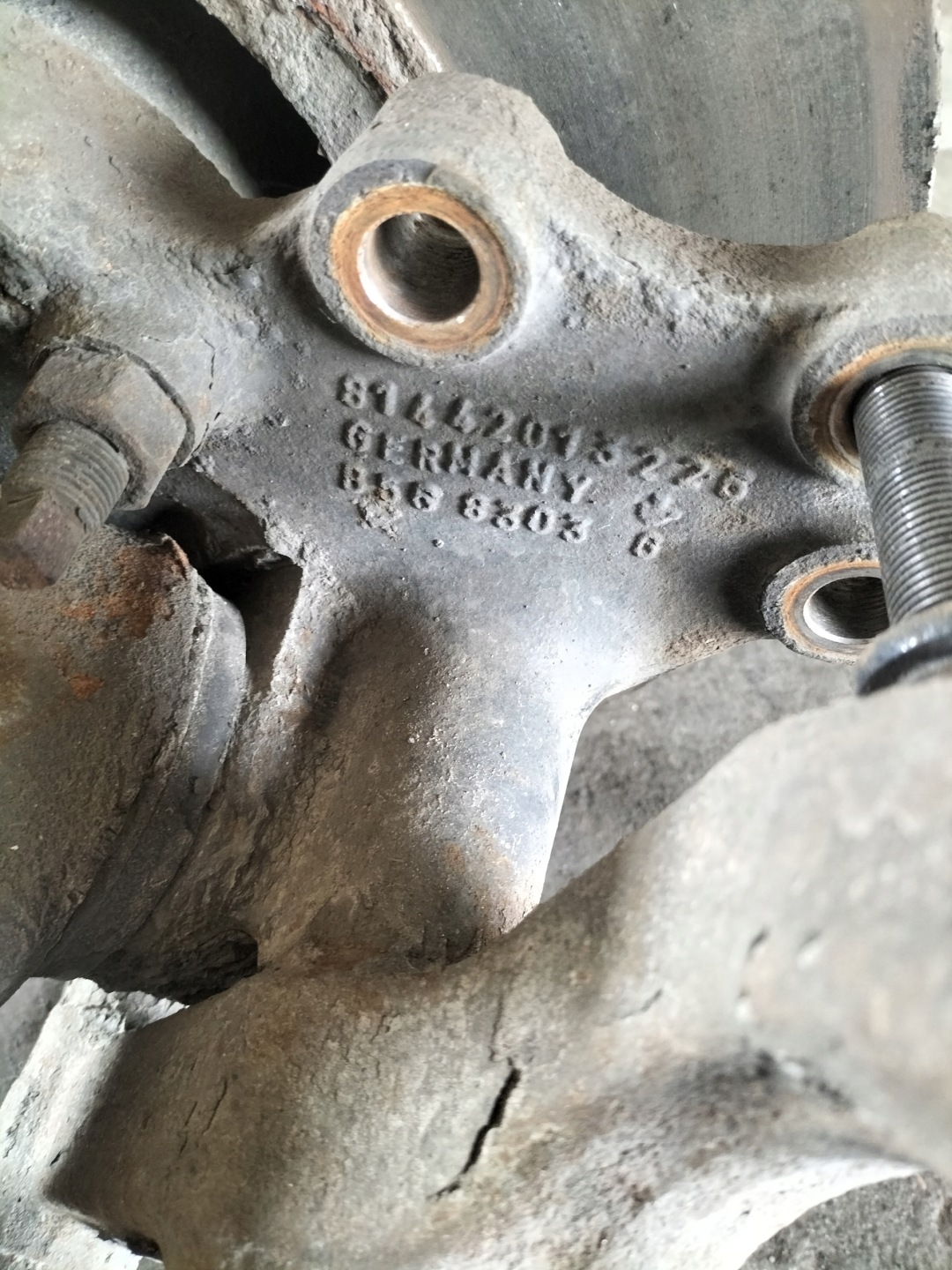 sider axis springing front MAN OE 81440017043