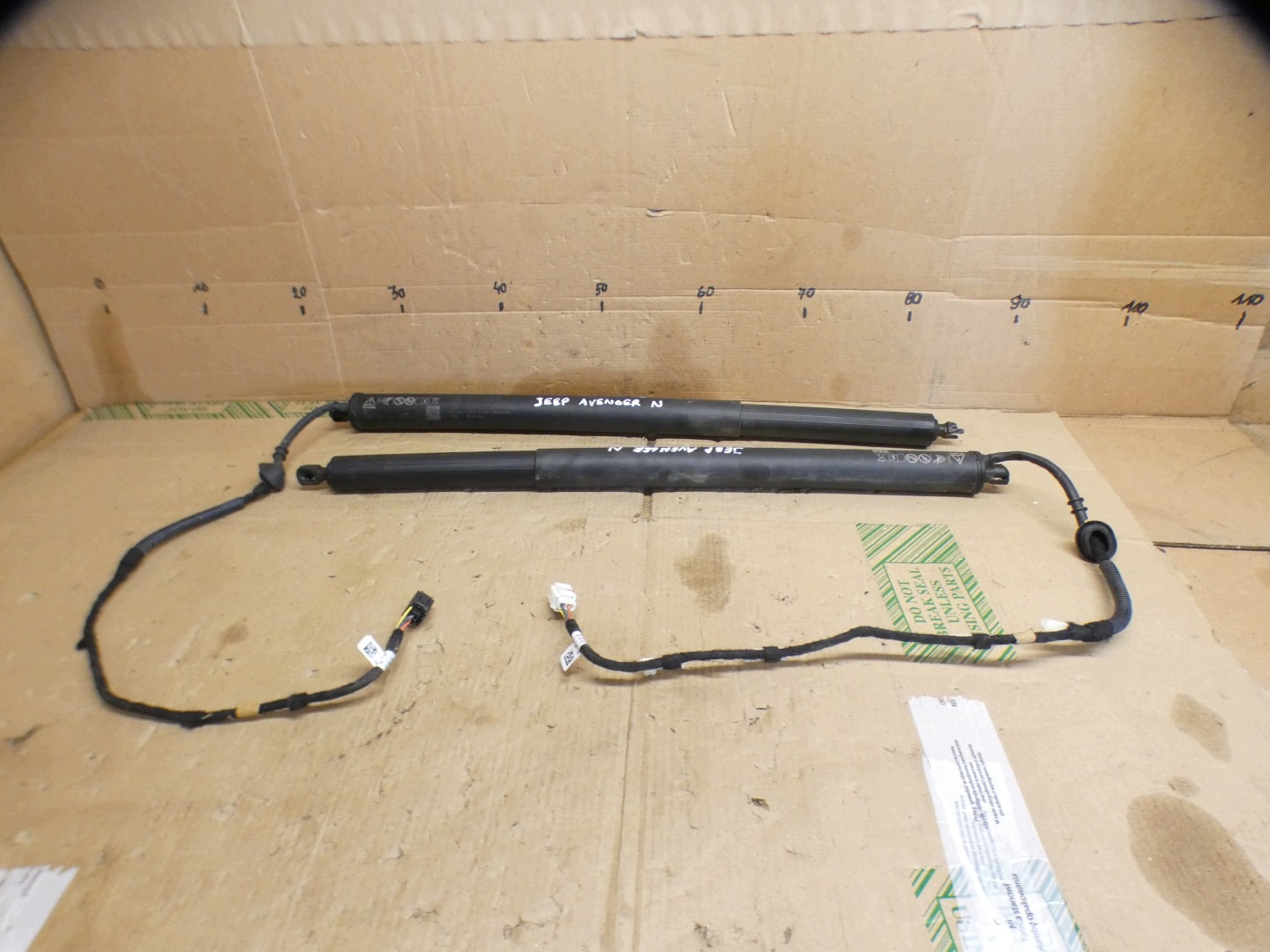 damper bonnet boot JEEP AVENGER 52233110