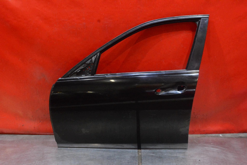 door left front front 197 MERCEDES C-class W204 sedan 07-14