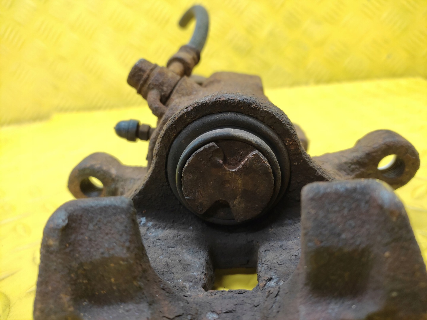 MAZDA 6 1.8 16V caliper brake left rear part