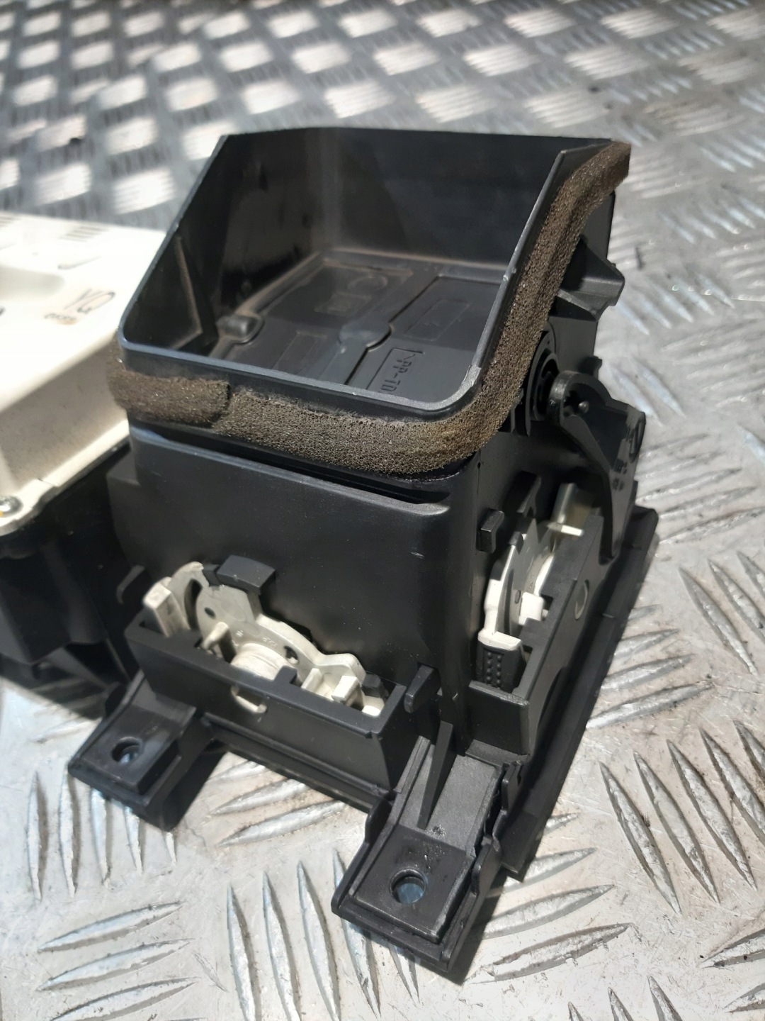 grid air conditioning devices central display 09177133 OPEL VECTRA C
