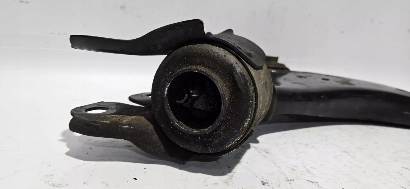 arm right front VOLVO XC60 2008-17 original