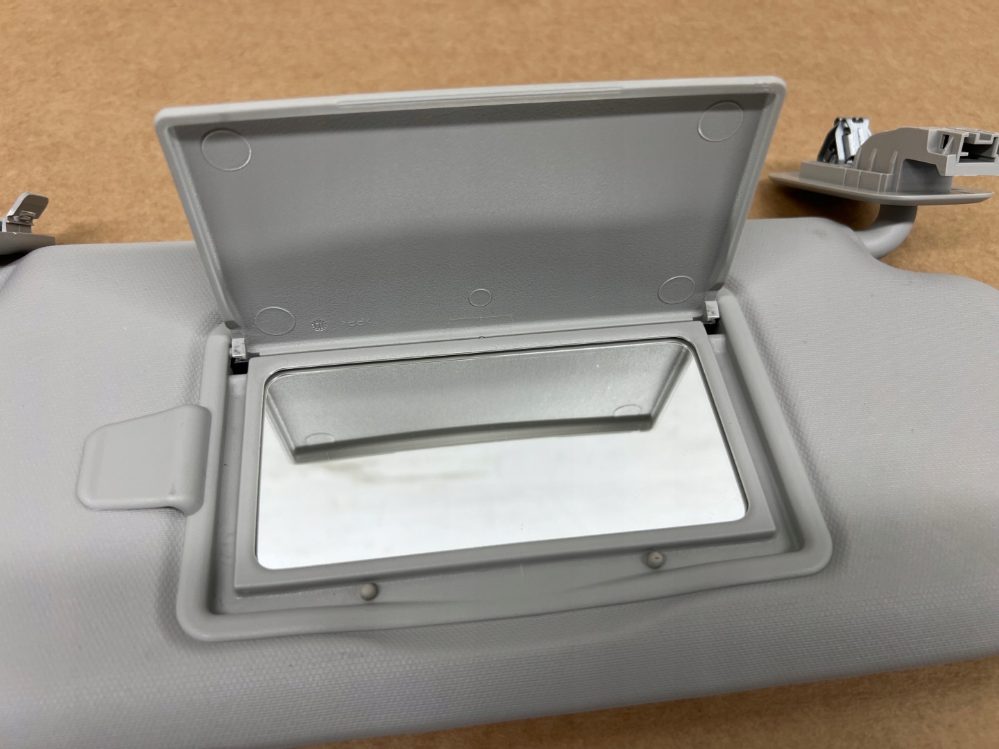 Citroen C3 III visor przeciwsloneczny right