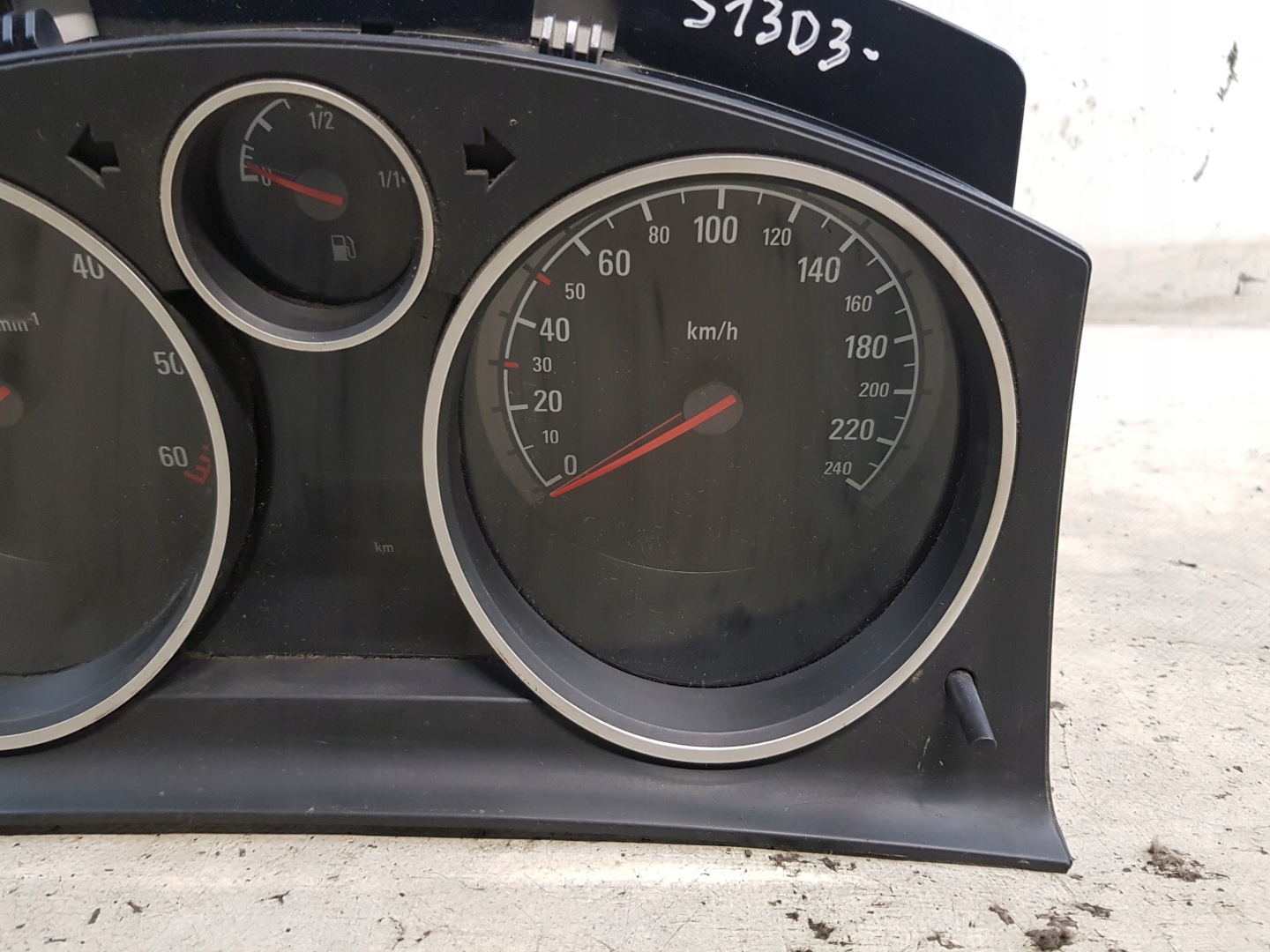 Opel Astra H 1.9 CDTI dials dials 13216684 PF
