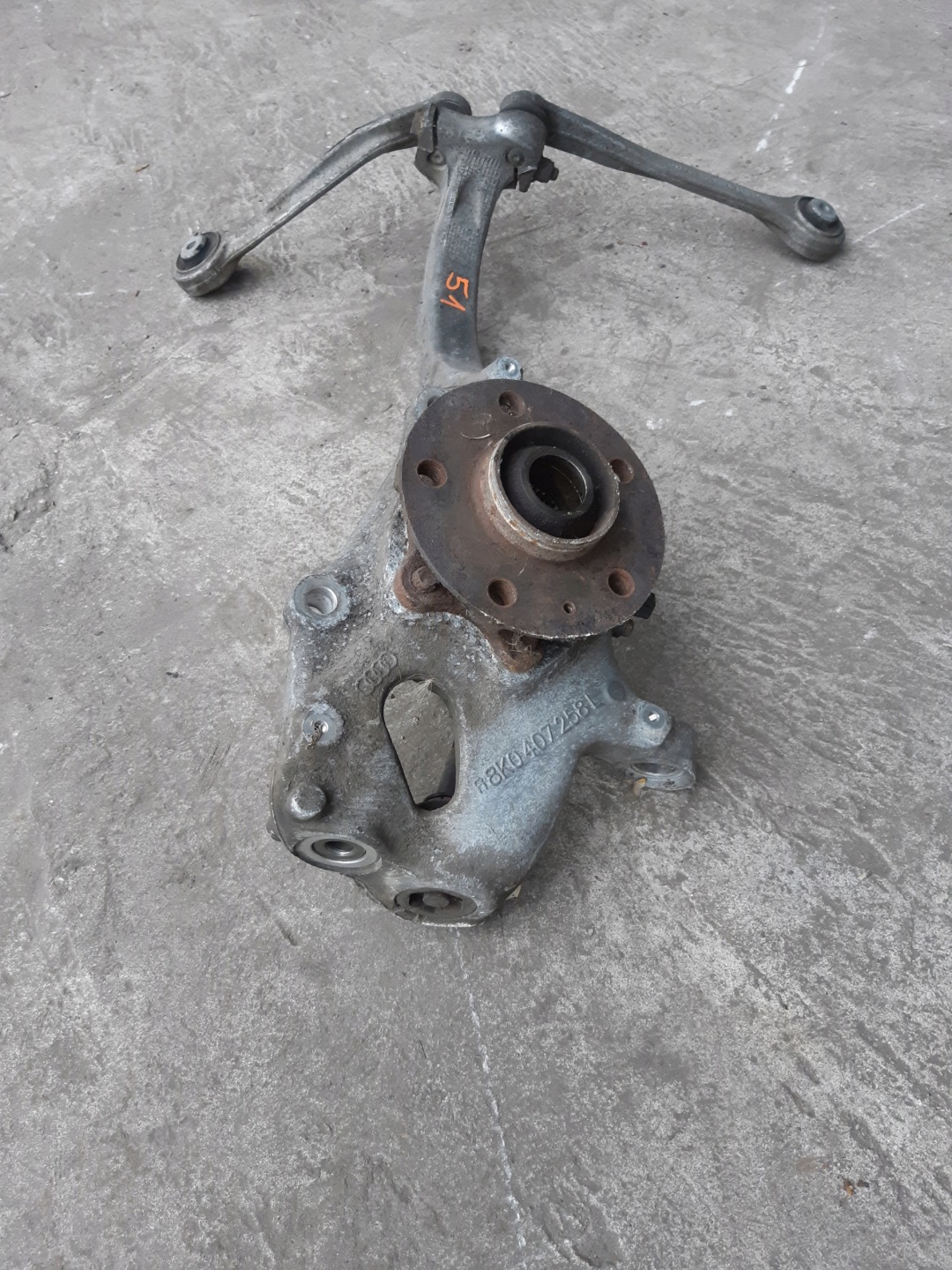 AUDI A4 B8 A5 8T A6 C7 A7 swing right right front 8K0407258L