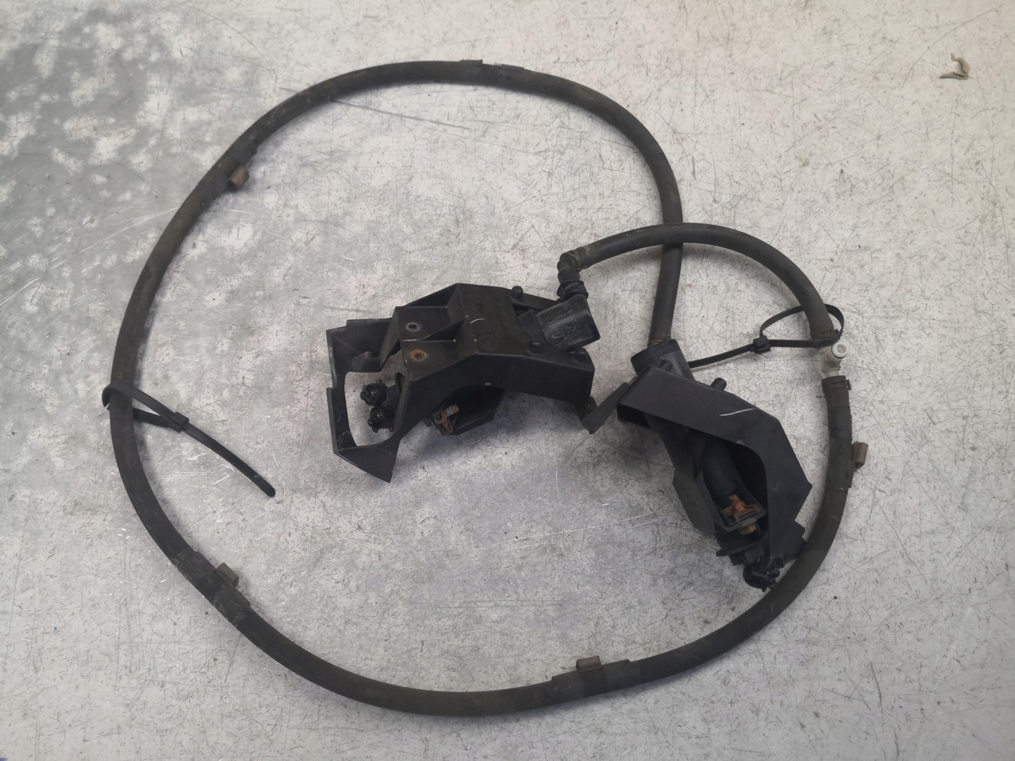 washers lights left right MAZDA 3 BK BS3F51067