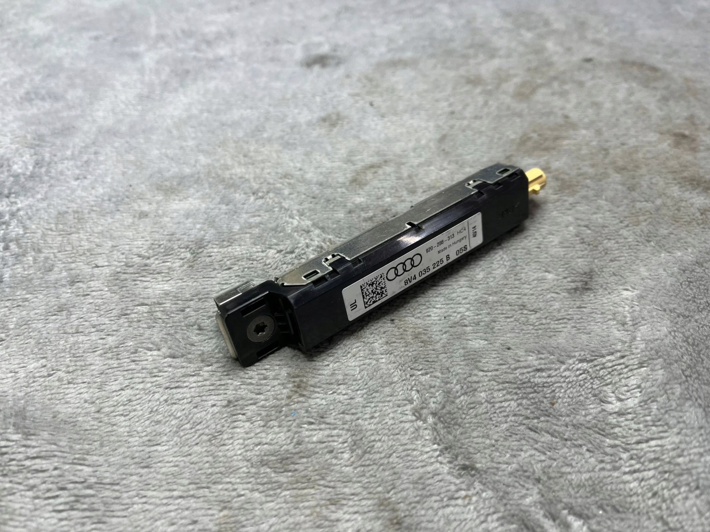 AMPLIFICATORE ANTENY AUDI A3 8V 8V4035225B !J