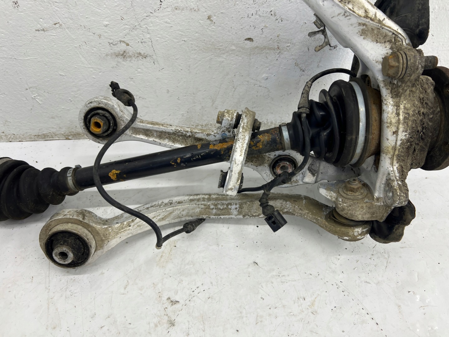 AUDI A4 B7 3.0TDI sususpension swing of the arm right right front front
