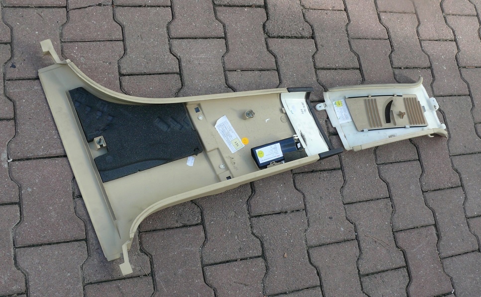 cover SLUPKA SRODKOWEGO left VW PHAETON 02-05