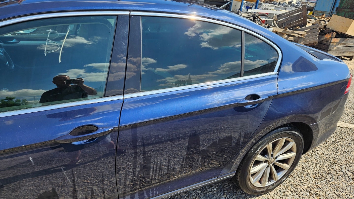 Tür links heck VW PASSAT B8 Sedan Farbe LH5X