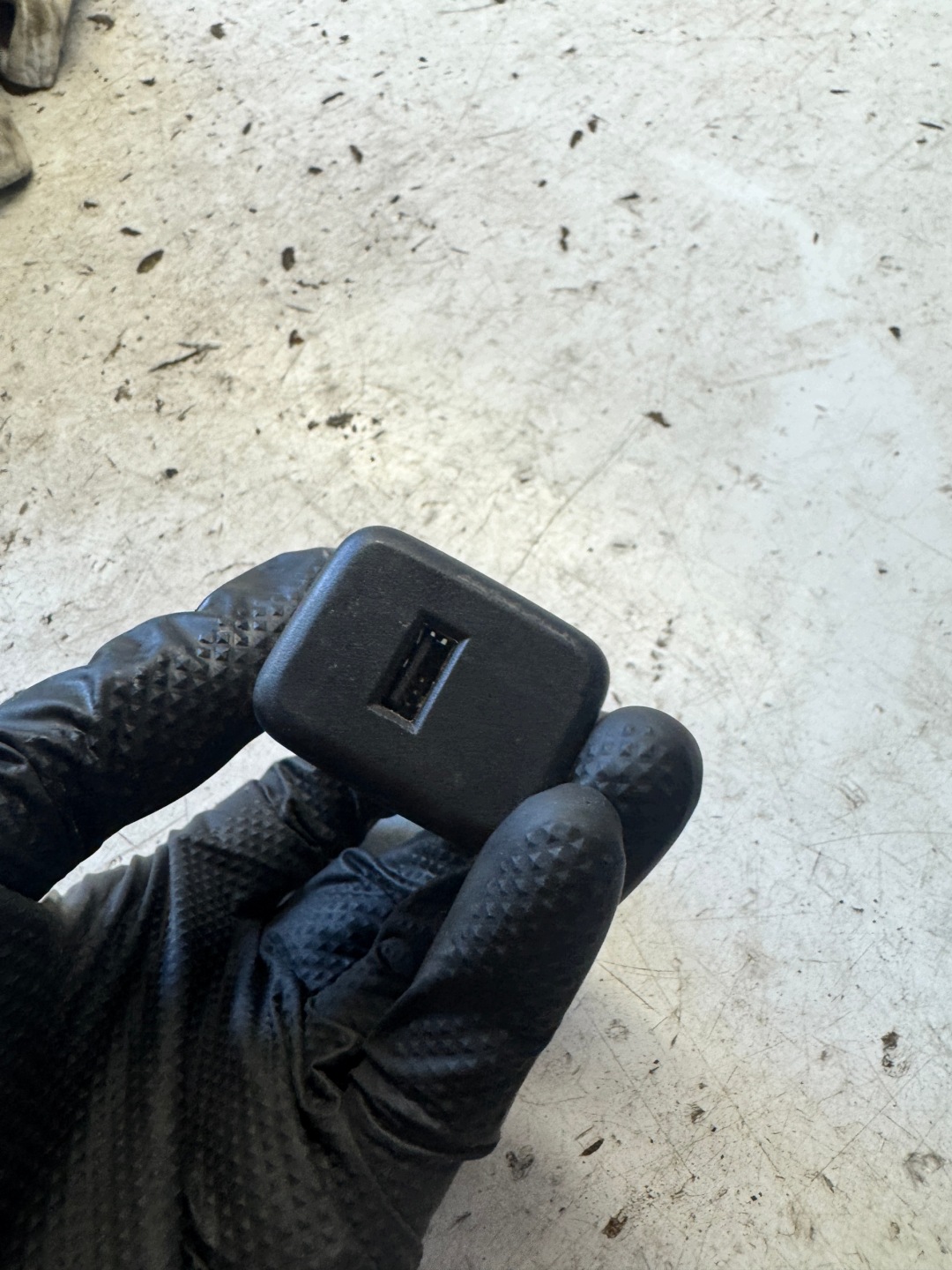OPEL CORSA E adattatore USB 13519246