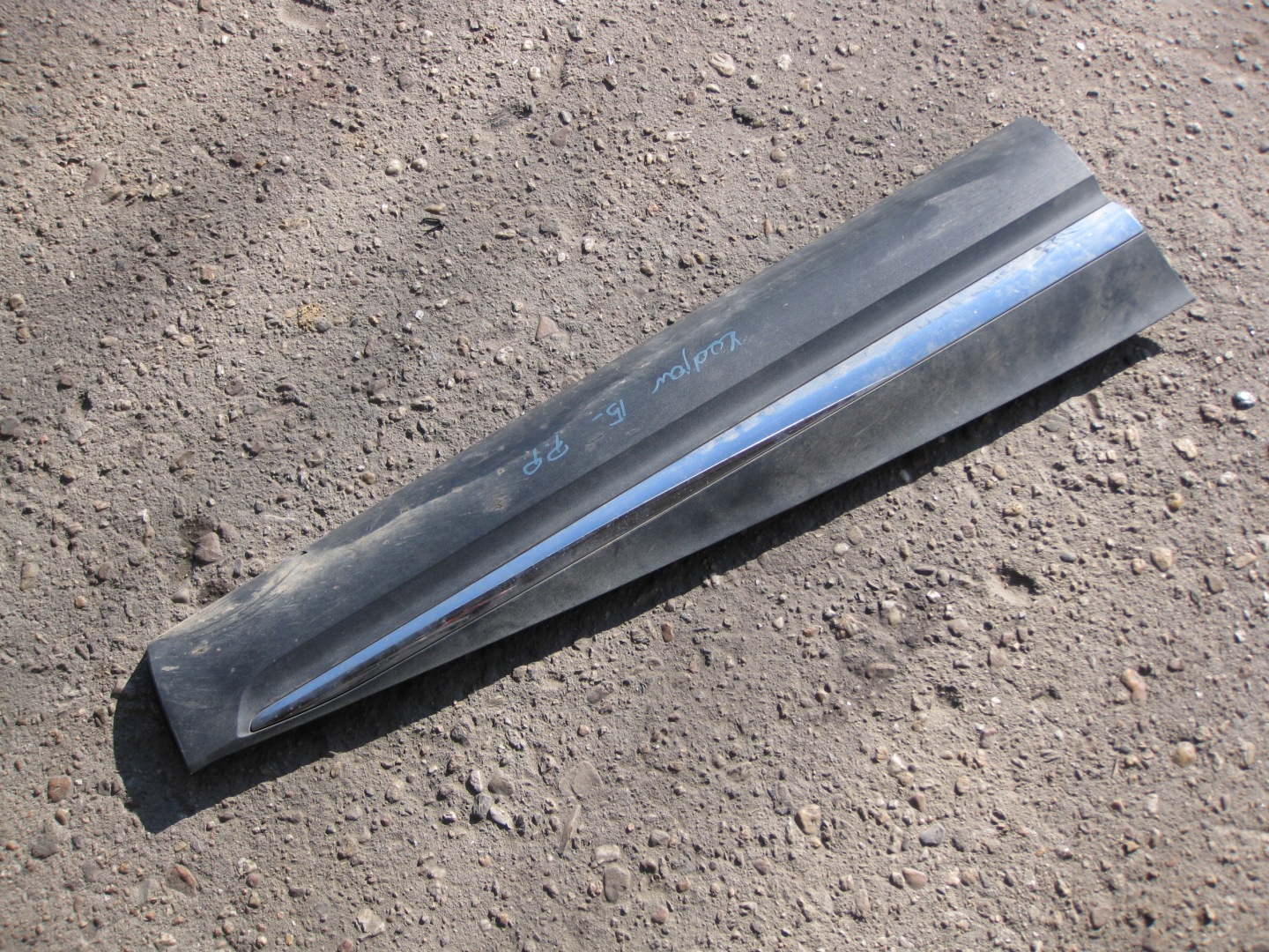 RENAULT KADJAR 1.6 DCI 15R moulding door right front 801863858R