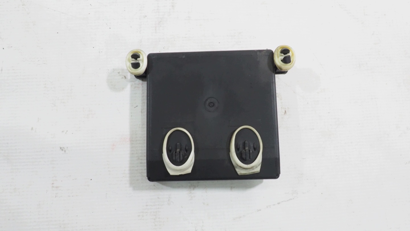Mercedes CLS W219 module control unit door right rear part 2198200326