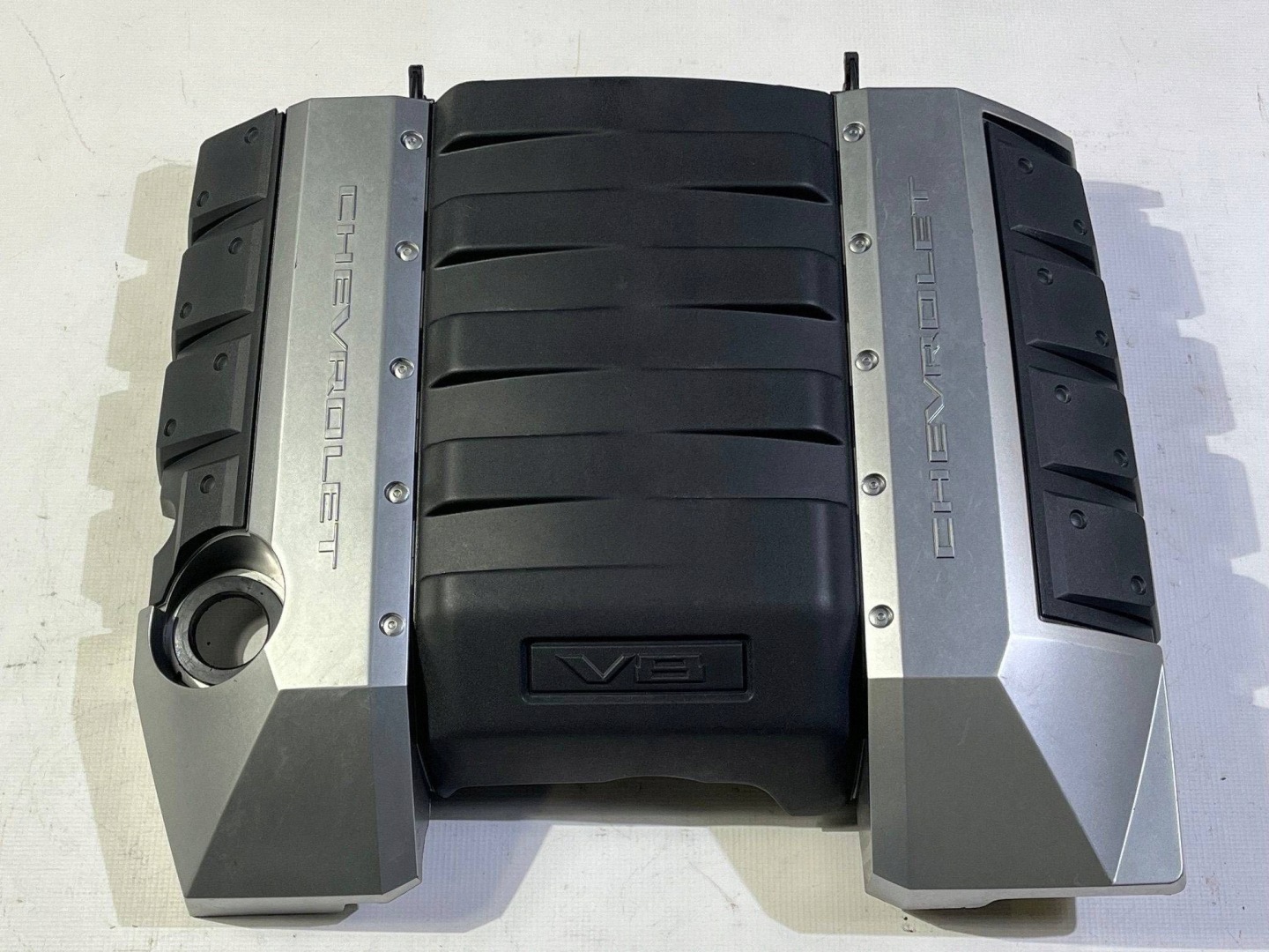 upper cover engine housing cover Chevrolet Camaro SS 6.2 v8 2009-2015