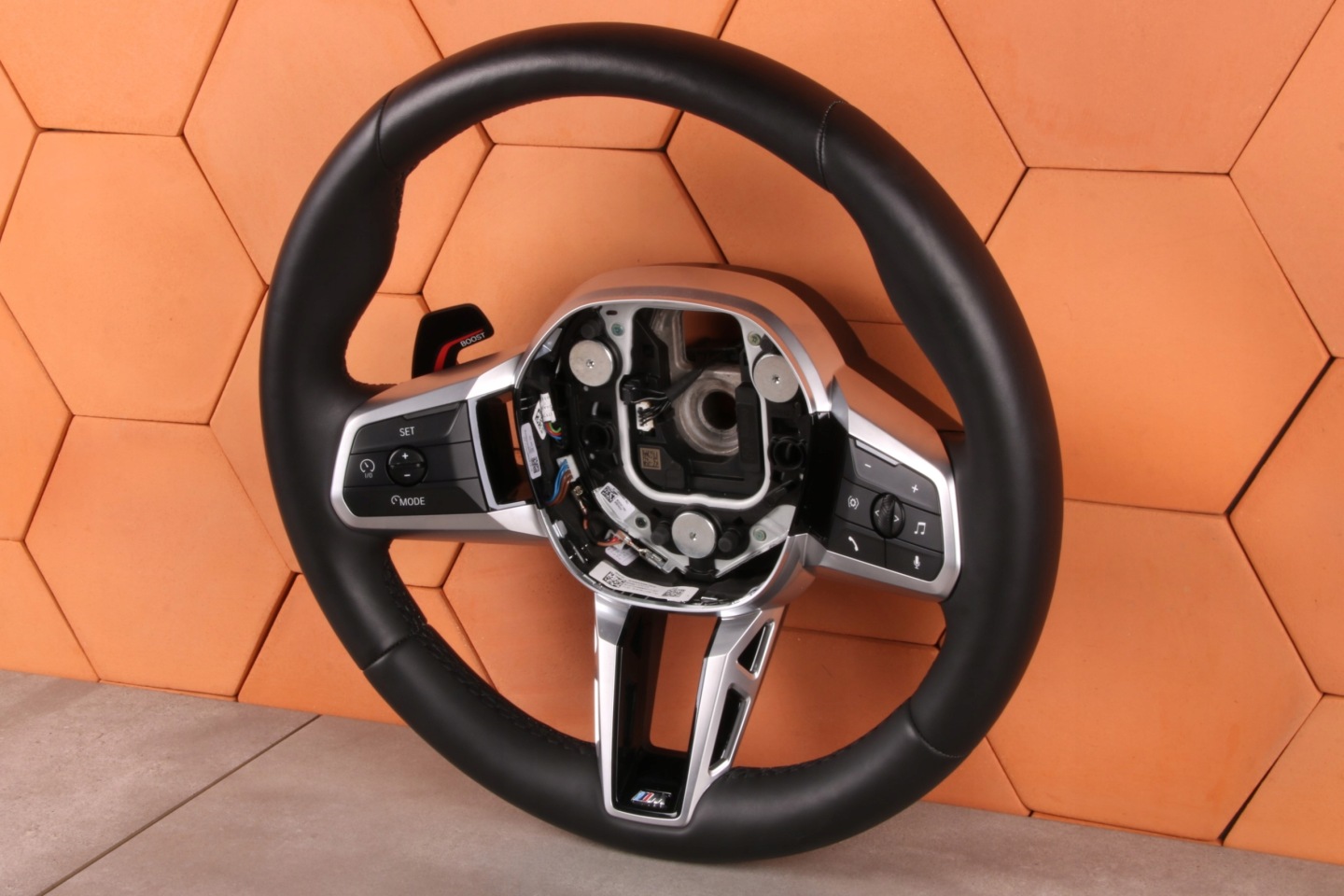 BMW X1 U11 X2 U10 originál steering wheel, m-packet heated BOOST 26 km !!!
