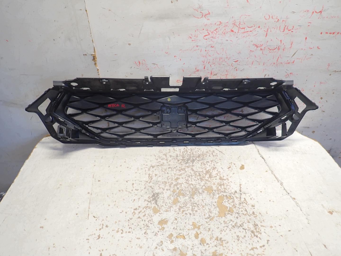 Grill SEAT ATECA LIFT 2020- 575853654P