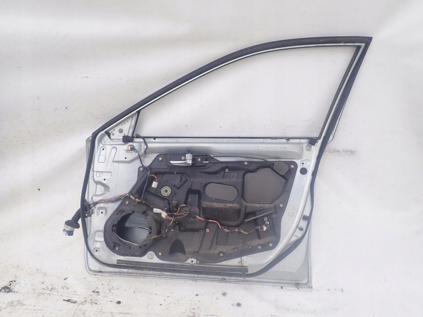 MAZDA 6 and 02-07 door front front right