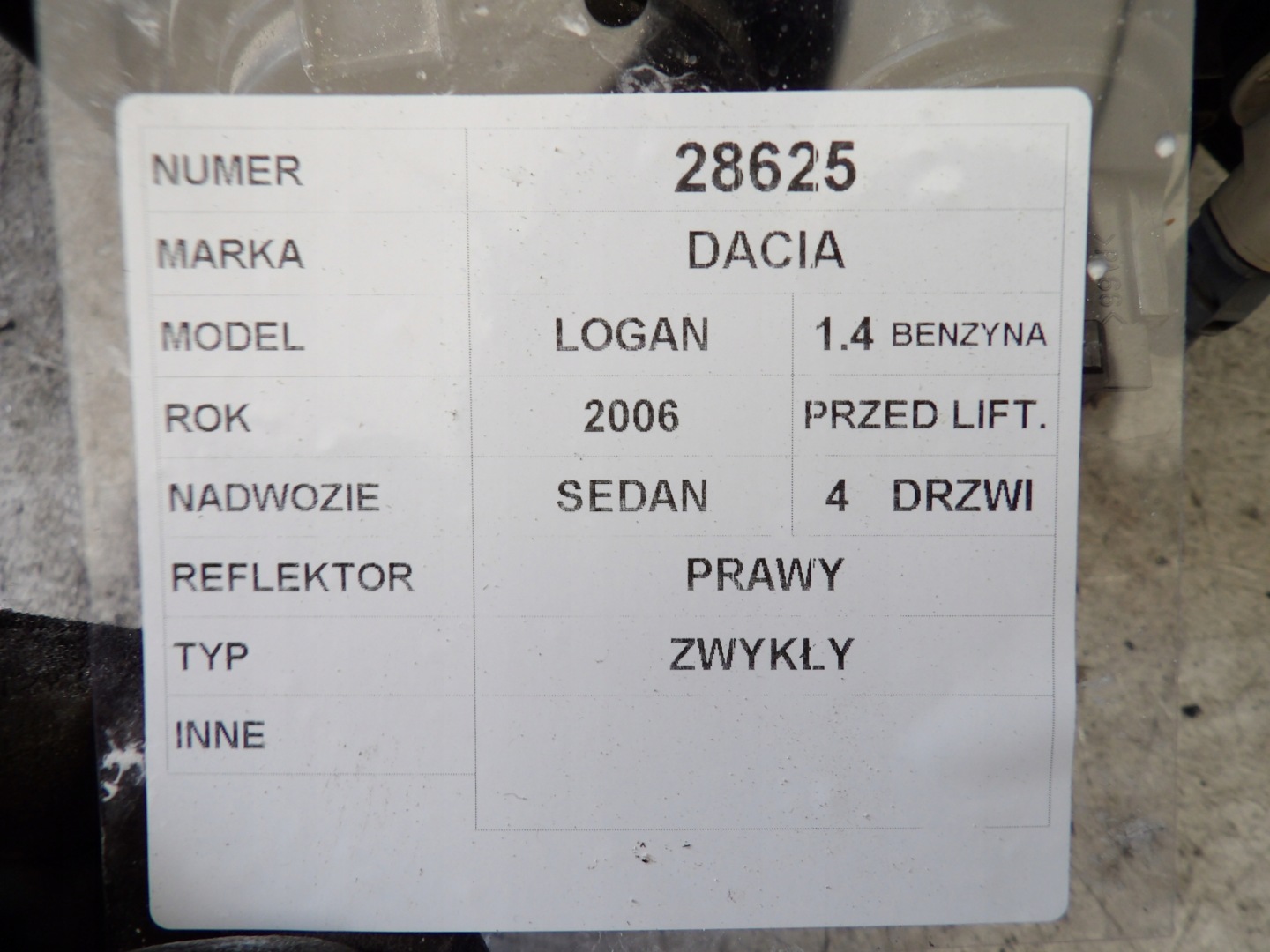 Dacia Logan light front right 8200211006 89029770