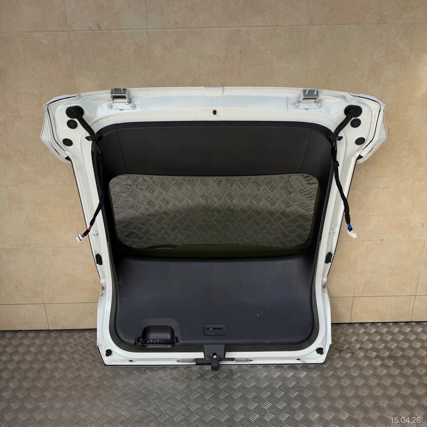 boot doors complete KIA EV6 2022 ROK KAMERA