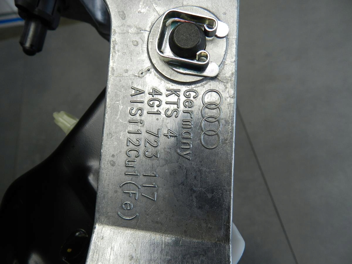 AUDI A6 C7 PEDAL Bremse Gas 4H1723140C