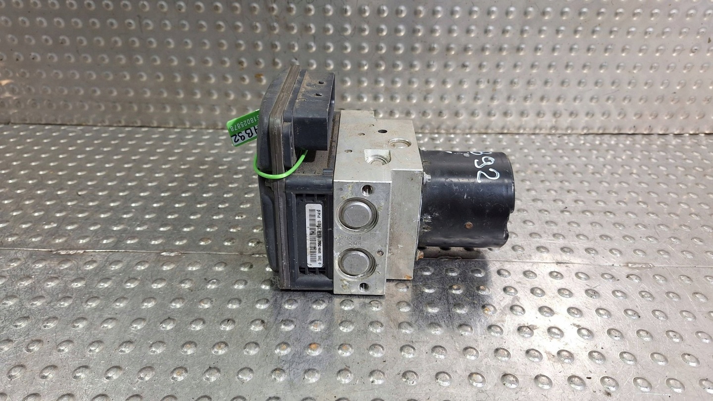 pump control unit ABS 6782362 0265250200 6782363 BMW X5 E70