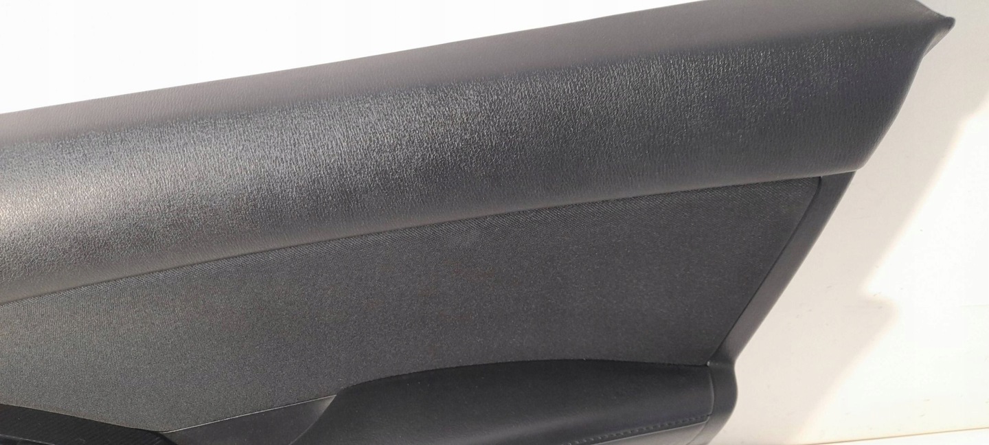 Mazda CX-5 2012-2016 side przednich prawych KA0G68420 (E182)