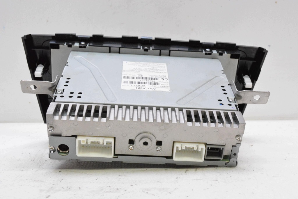 RADIO radio CD AUX MEDIA 8701A621 MITSUBISHI SPACE STAR 2 II LIFT